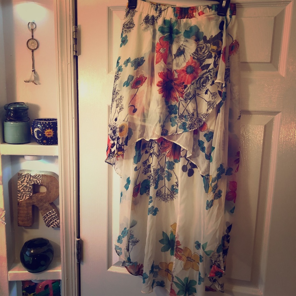 High low skirt with flower design